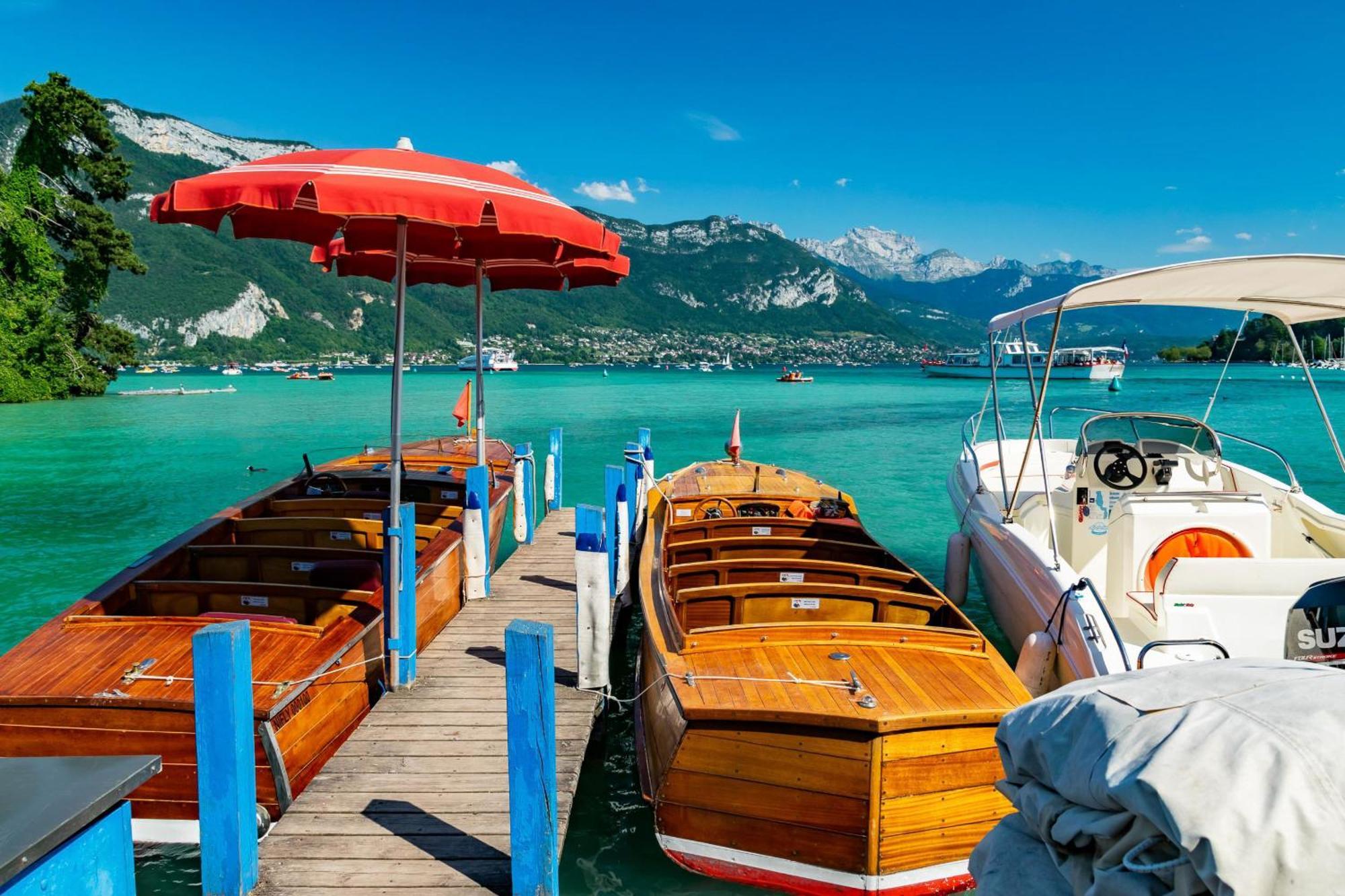 Le Bleu Du Lac 3 Etoiles - Secteur Recherche, Calme & Familiale, A 300M Du Lac & De La Vieille Ville, Garage Prive Annecy Buitenkant foto